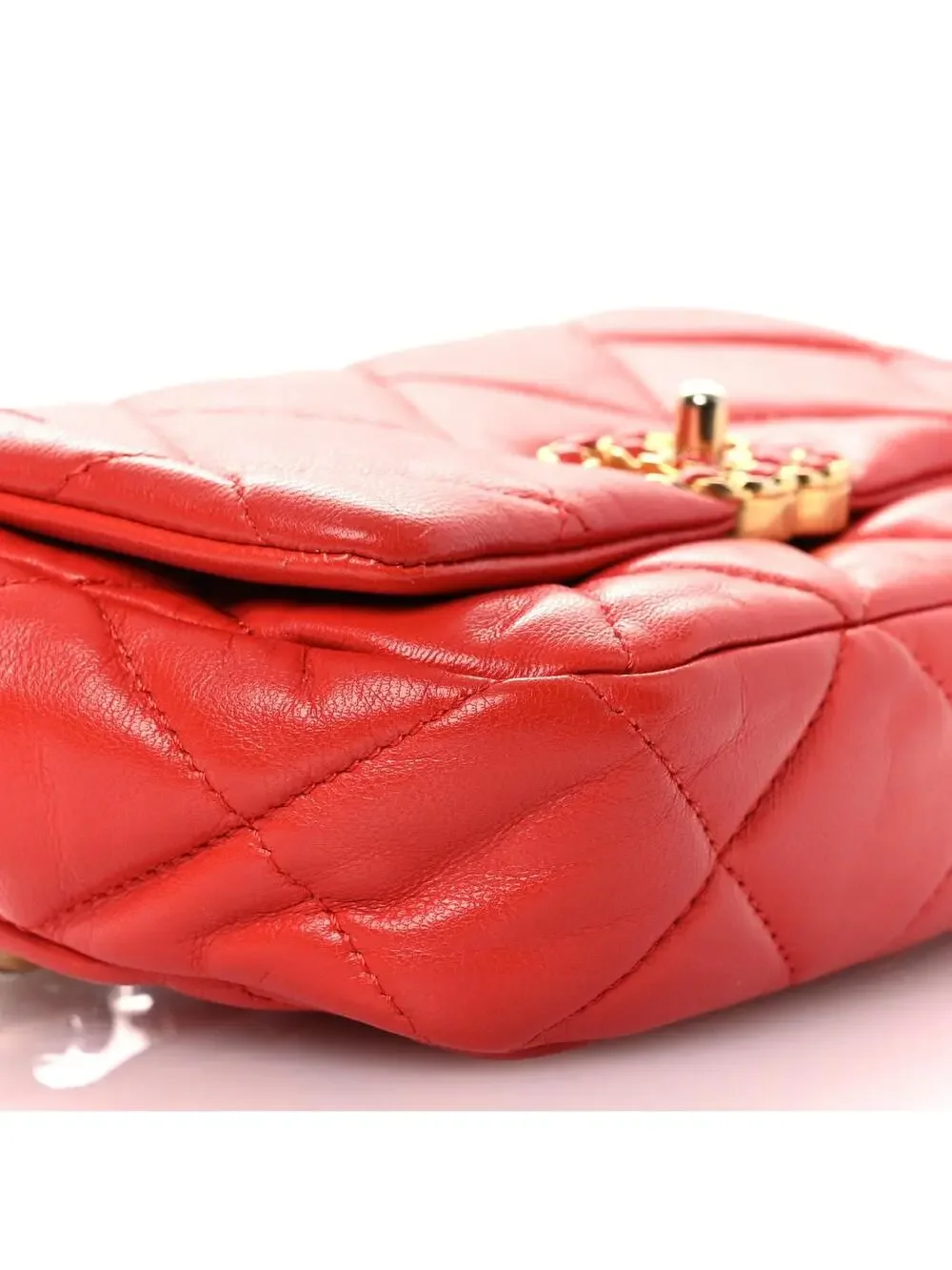 Lambskin Quilted Chanel 19 Waist Bag #322691C18B